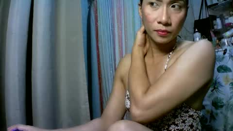 kyutshyne online show from 02.21.25