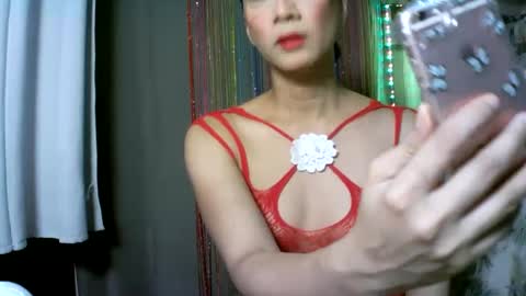 kyutshyne online show from 02.23.25