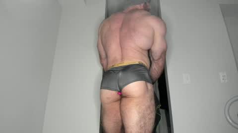 Snapshot of l0v35_2_5p00g3 chatting on 12.14.24 l0v35_2_5p00g3 online show from 12.14.24