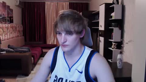 l1onkennedy online show from 10.29.25