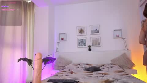 Viktoria White  online show from 06.25.26