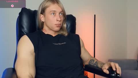 Adonis online show from 11.04.25