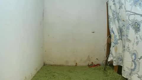 Snapshot of la_diva59887 chatting on 09.27.25 la_diva59887 online show from 09.27.25