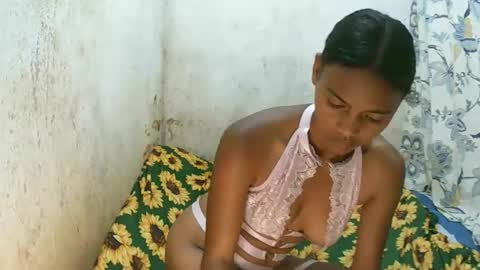 Snapshot of la_diva59887 chatting on 10.11.25 la_diva59887 online show from 10.11.25