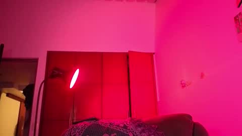 Snapshot of la_femme_fatale_ chatting on 02.17.26 Hanna FREE ONLYFANS online show from 02.17.26