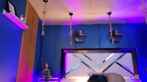 Cris  online show from 09.19.25