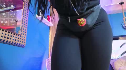 Cris  online show from 12.18.25