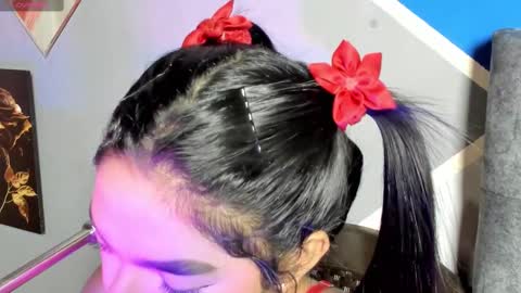 Snapshot of laau_hot1 chatting on 11.21.25 danny online show from 11.21.25