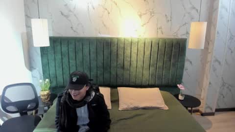 labrinthteasing online show from 01.13.26