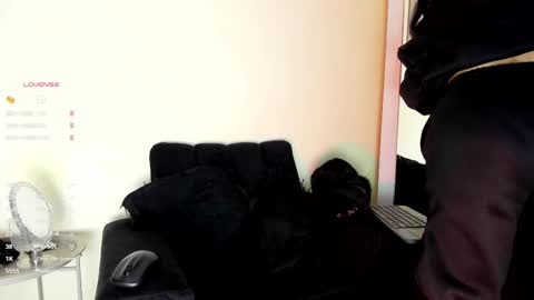 lace_victoria online show from 11.29.25