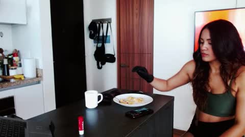 Jazmin online show from 11.13.25