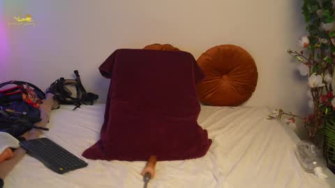 Snapshot of lacie_le_beauty chatting on 03.04.25 Latex Lacie online show from 03.04.25