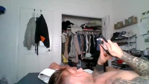 Snapshot of lacrioxcum18 chatting on 02.09.25 lacrioxcum18 online show from 02.09.25