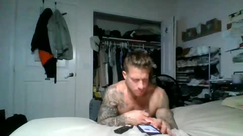 Snapshot of lacrioxcum18 chatting on 03.10.25 lacrioxcum18 online show from 03.10.25