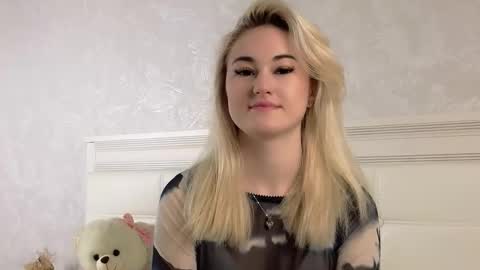 Lisa online show from 12.16.25