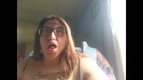 Snapshot of laddybuggie27 chatting on 02.06.25 Laddybuggie27 online show from 02.06.25