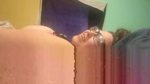 Snapshot of laddybuggie27 chatting on 02.14.25 Laddybuggie27 online show from 02.14.25