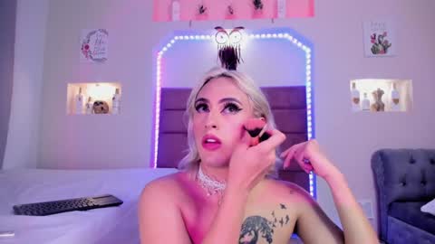 Laden And Juan online show from 01.09.25