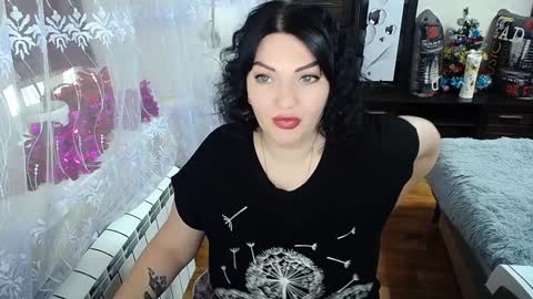 Snapshot of lady_boom_ chatting on 01.17.25 lady_boom_ online show from 01.17.25