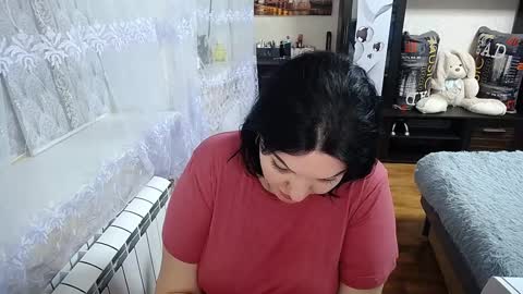 Snapshot of lady_boom_ chatting on 01.29.25 lady_boom_ online show from 01.29.25