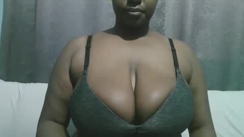 lady_dearra online show from 10.16.25