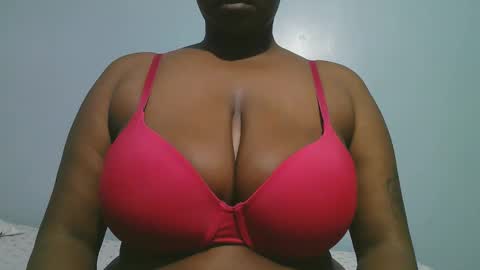 lady_dearra online show from 02.12.26