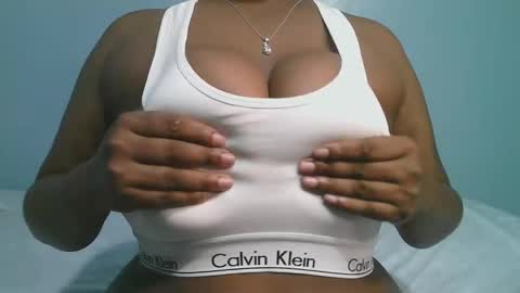 lady_dearra online show from 02.26.26