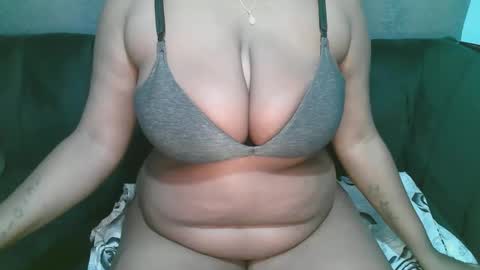 Snapshot of lady_dearra chatting on 05.04.26 lady_dearra online show from 05.04.26