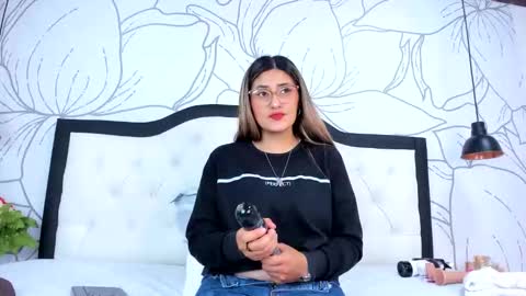 LADY  online show from 03.31.26