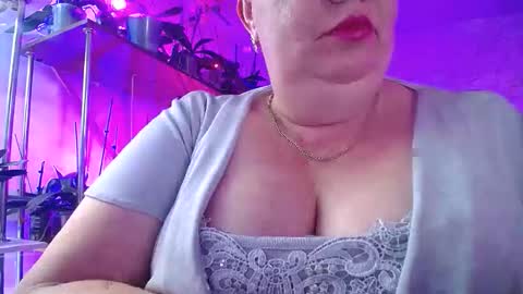 Lady Gloria online show from 10.02.25