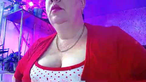 Lady Gloria online show from 10.12.25