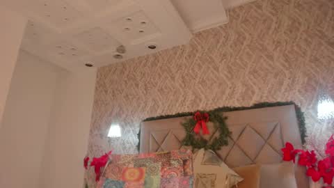 Snapshot of lady_lacey05 chatting on 12.07.24 Gaby online show from 12.07.24