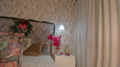 Snapshot of lady_lacey05 chatting on 12.21.24 Gaby online show from 12.21.24