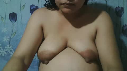 lady_love063 online show from 01.18.25