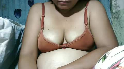 Snapshot of lady_love063 chatting on 01.18.26 lady_love063 online show from 01.18.26