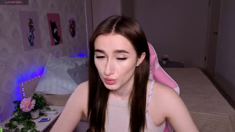 Olivia online show from 04.04.26