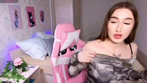 Olivia online show from 04.07.26