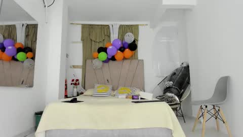 lady_miss___ online show from 10.27.25