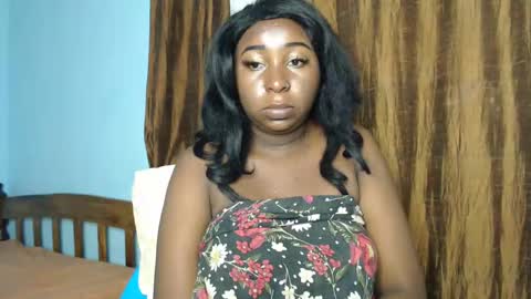Snapshot of lady_twerky chatting on 01.19.25 Maya online show from 01.19.25