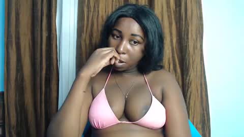 Snapshot of lady_twerky chatting on 01.30.25 Maya online show from 01.30.25