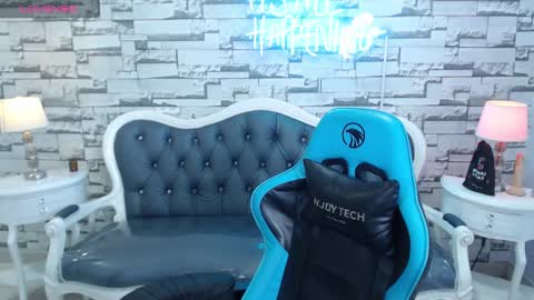 Lady Violet Bridgerton online show from 02.10.25