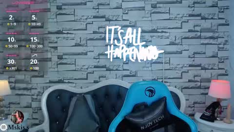 Lady Violet Bridgerton online show from 02.14.25