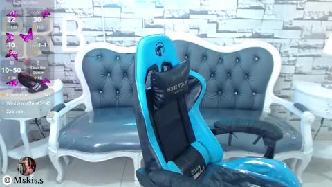 Lady Violet Bridgerton online show from 02.21.25