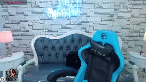 Lady Violet Bridgerton online show from 02.21.25