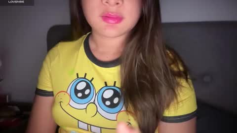 Snapshot of ladybird21 chatting on 01.05.26 Aria online show from 01.05.26