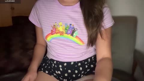 Snapshot of ladybird21 chatting on 02.27.26 Aria online show from 02.27.26