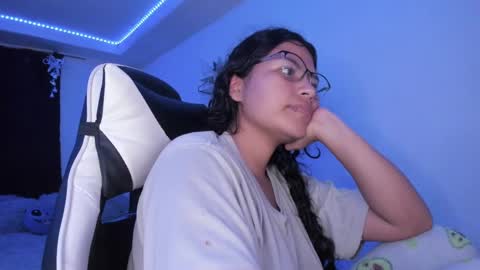  Lady  online show from 12.29.24