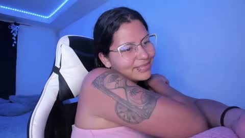  Lady  online show from 01.16.25