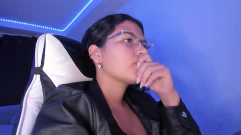  Lady  online show from 01.26.25