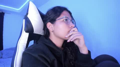  Lady  online show from 03.04.25